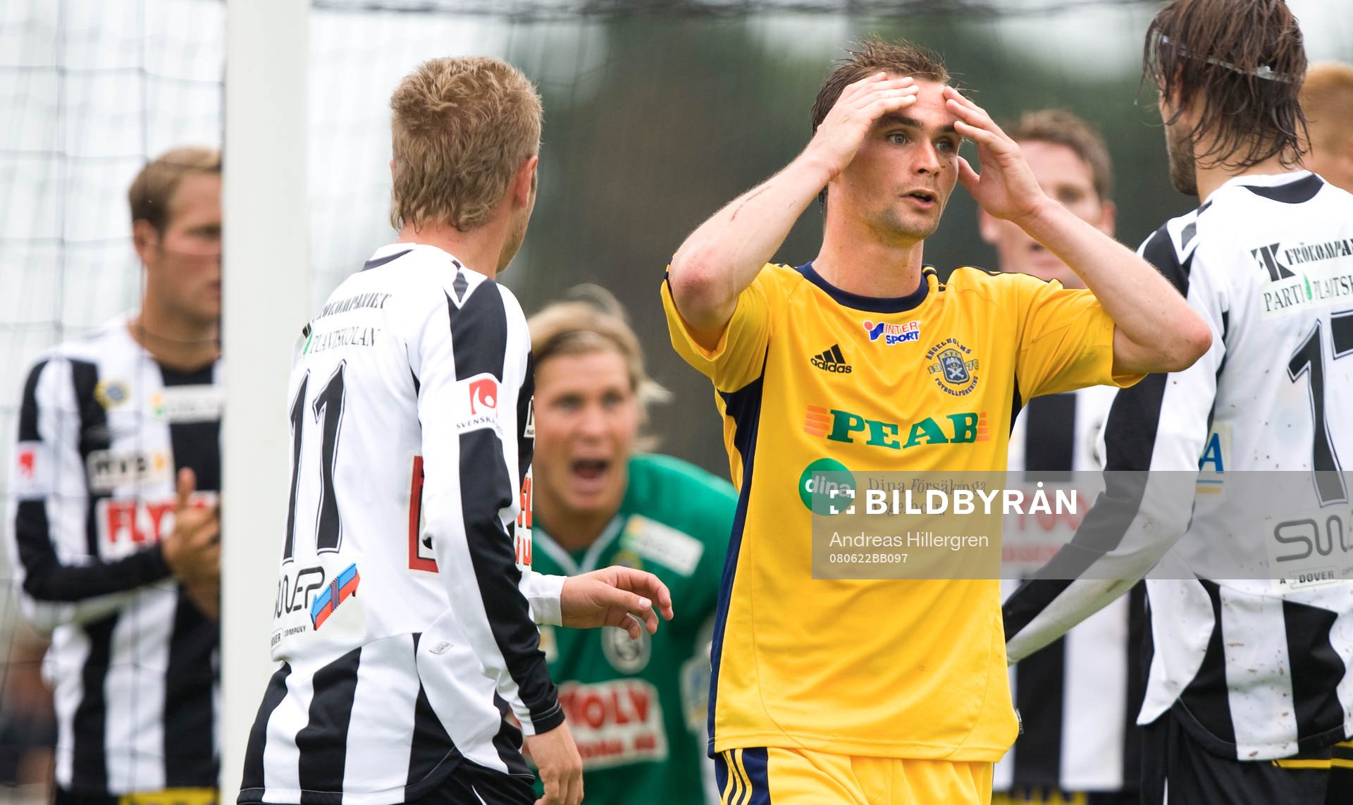 Patrik Larsson, Ängelholm, missar målchans