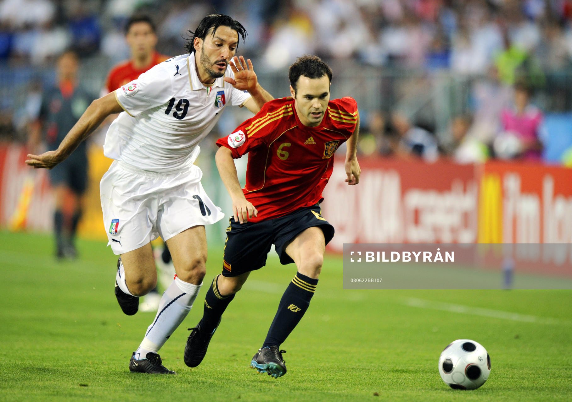 Andres Iniesta, Spanien och Gianluca Zambrotta, Italien