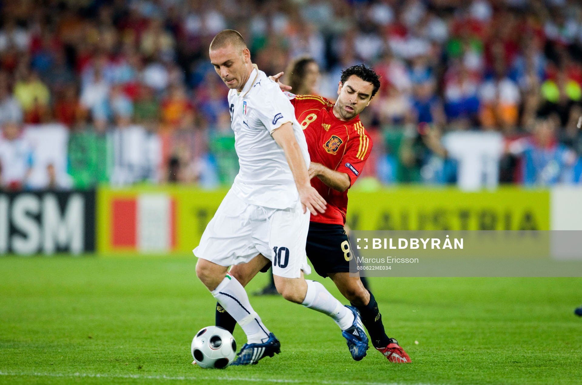 Daniele De Rossi, Italien och Xavi Hernandez, Spanien