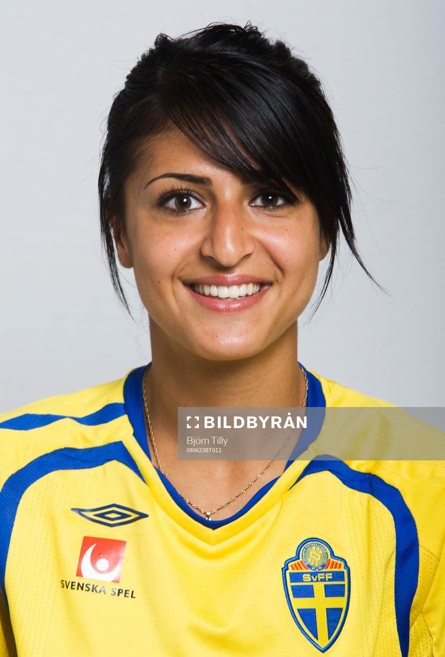 Nazanin Vaseghpanah, Sverige