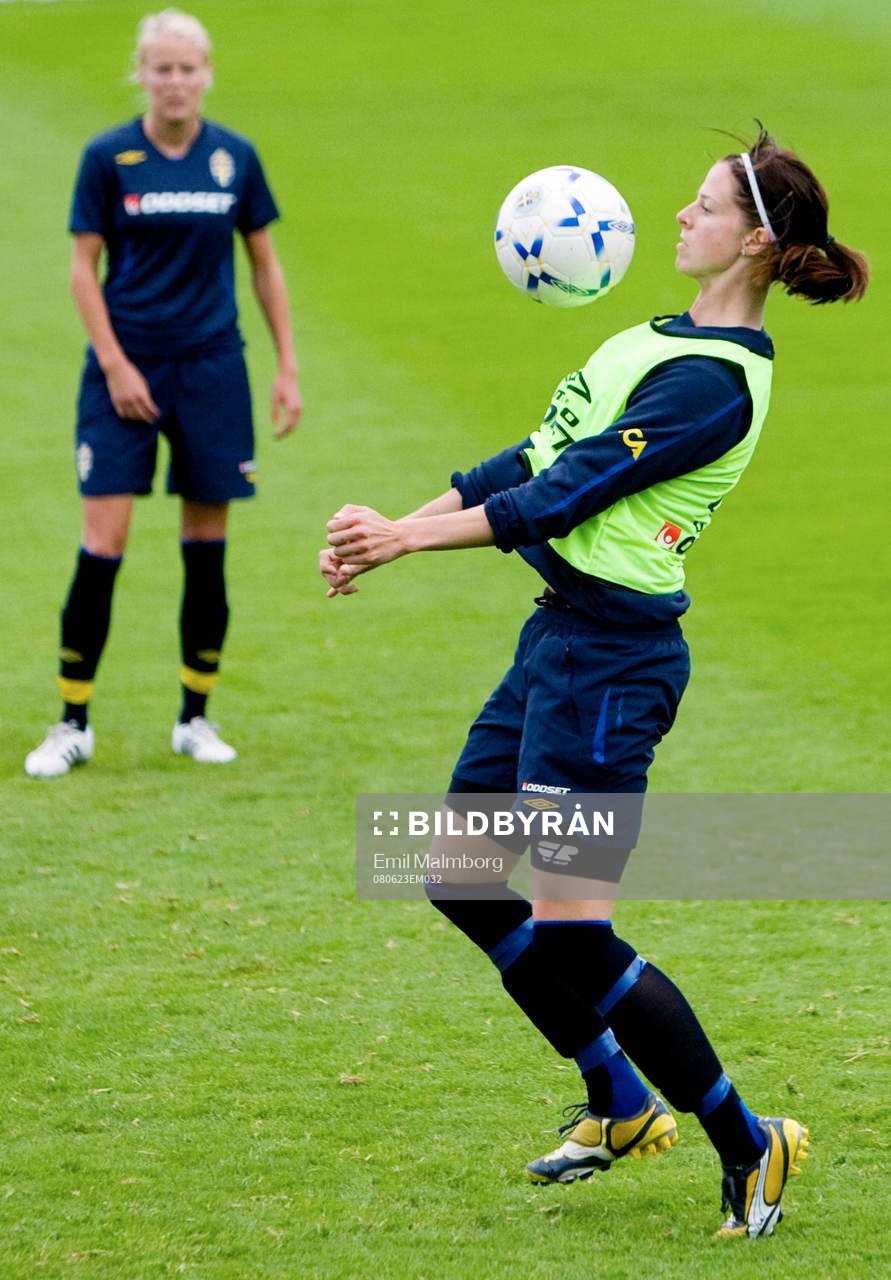 Lotta Schelin