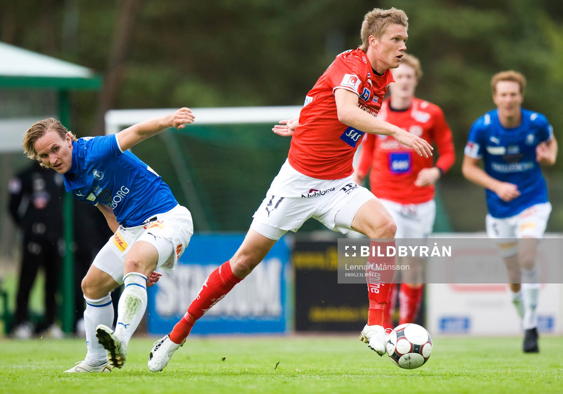 Victor Elm, Kalmar, fintar Jonas Bjurström, Trelleborg