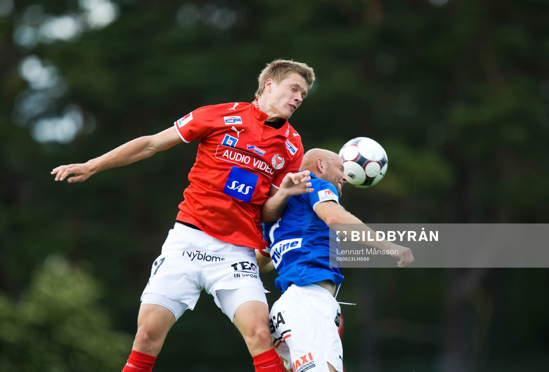 Viktor Elm, Kalmar, i nickduell med Mathias Thylander,