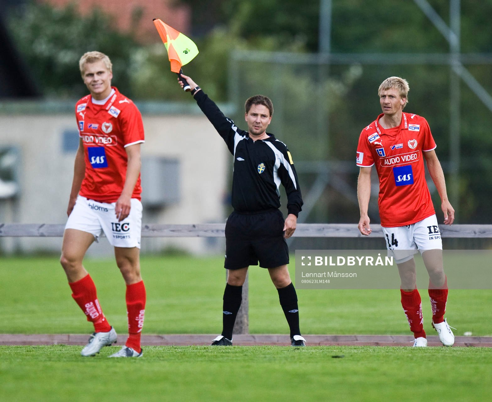Assisterande domare, linjedomare, linjeman. Th, Patrik