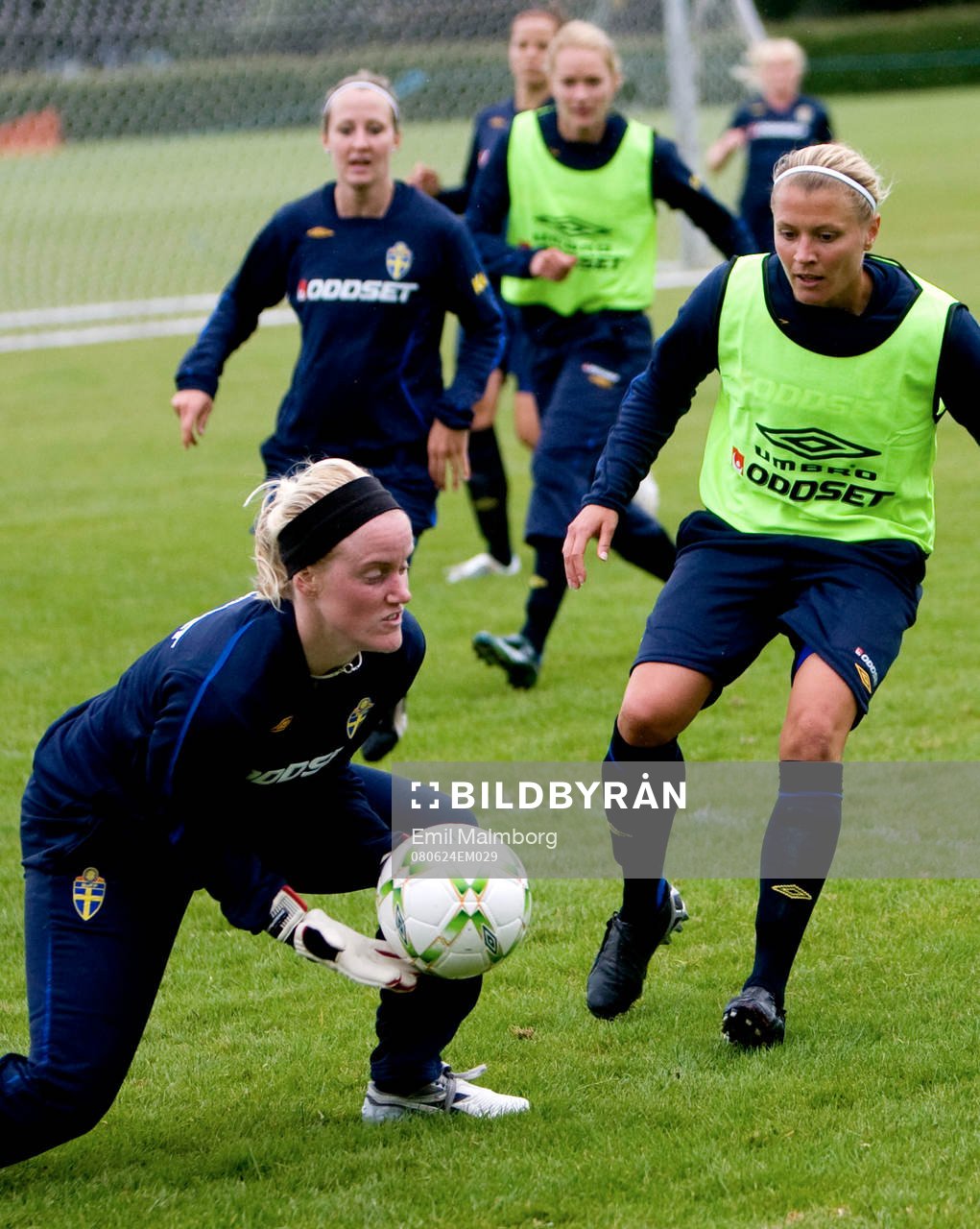 Kristin Hammarström, målvakt och Karolina Westberg