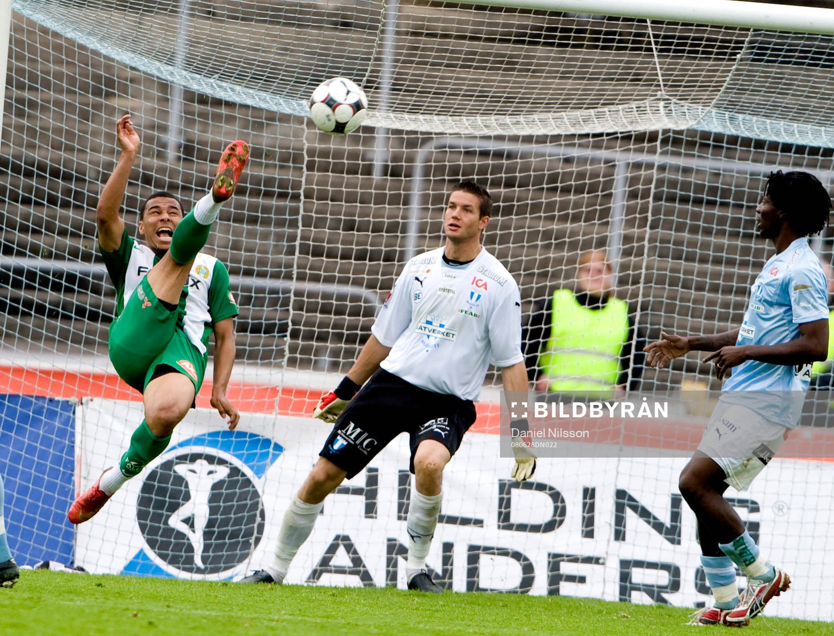 Charlie Davies, Hammarby och Jonas Sandqvist, målvakt,