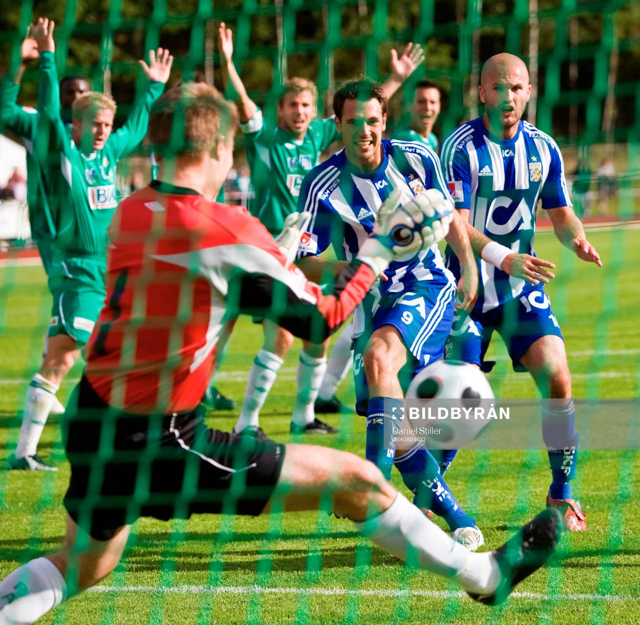 Colin Burns, Ljungskile. Stefan Selakovic, Jonas