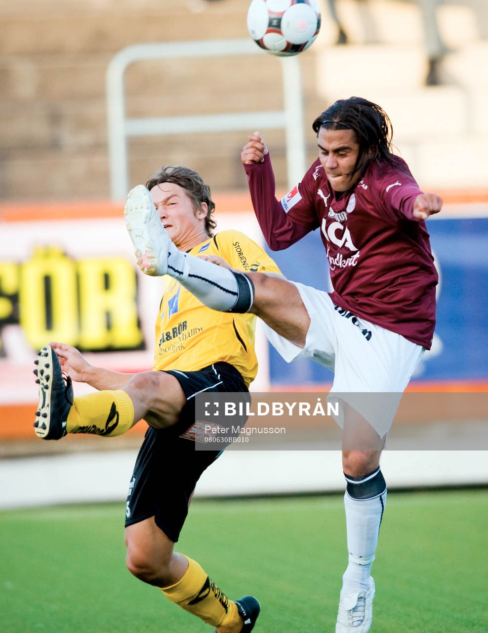 William Leandersson, Mjällby och Angelo Vega, Qviding