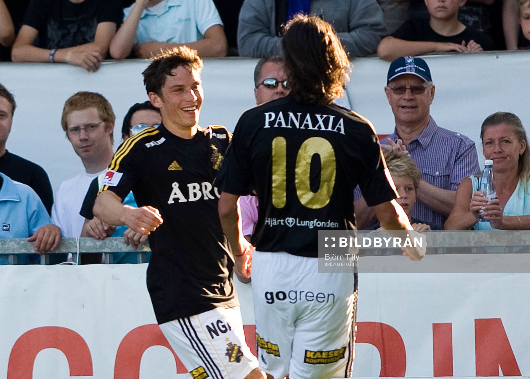  Miran Burgic, och Iván Óbolo, AIK, jubel.    