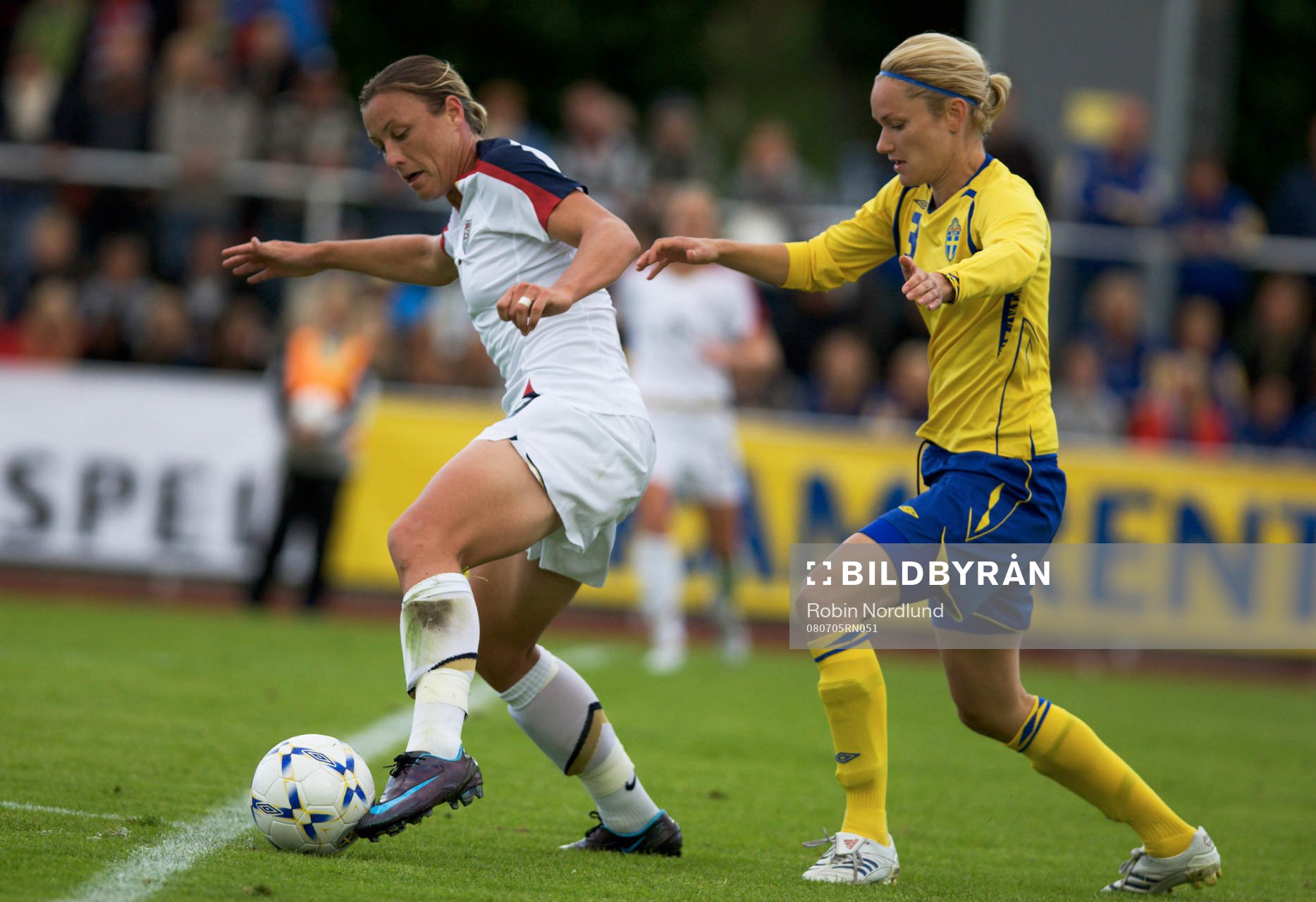 Abby Wambach, USA och Stina Segerström, Sverige