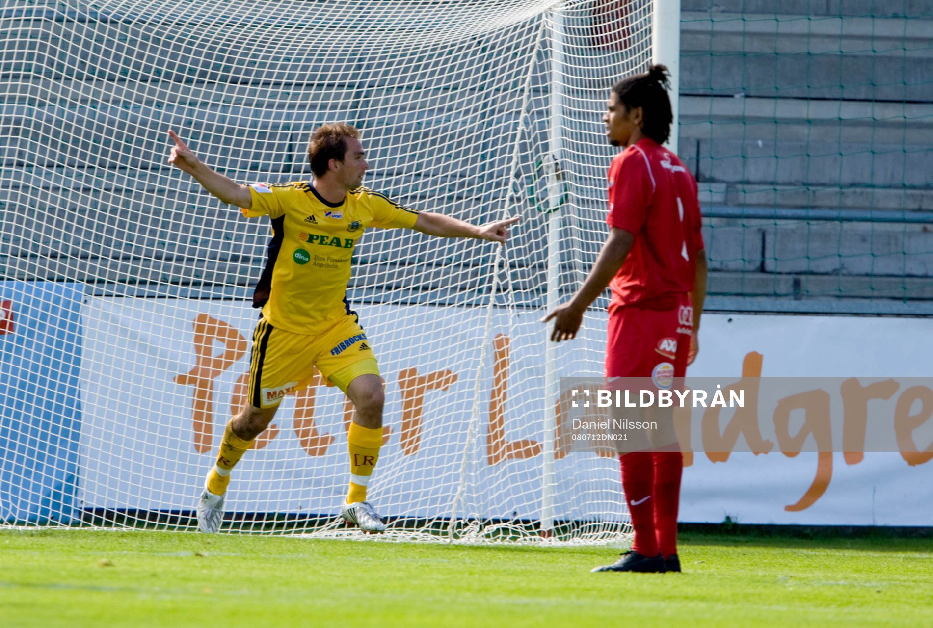  Patrik Larsson, Ängelholm gjorde 1-0, jubel.