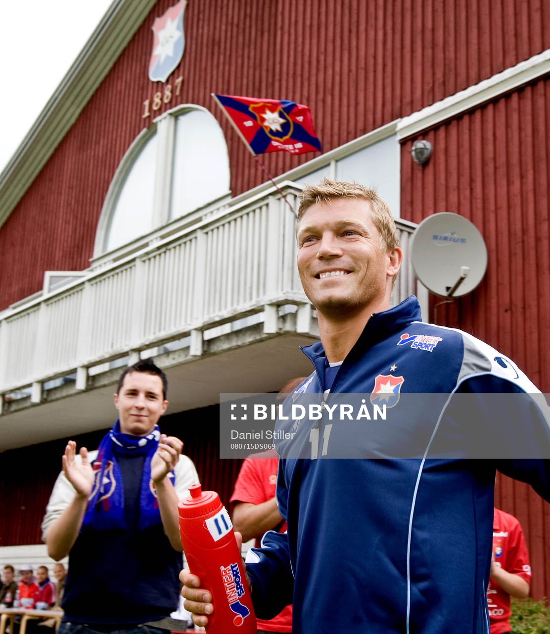 Marcus Allbäck gör sin första träning med Öis på