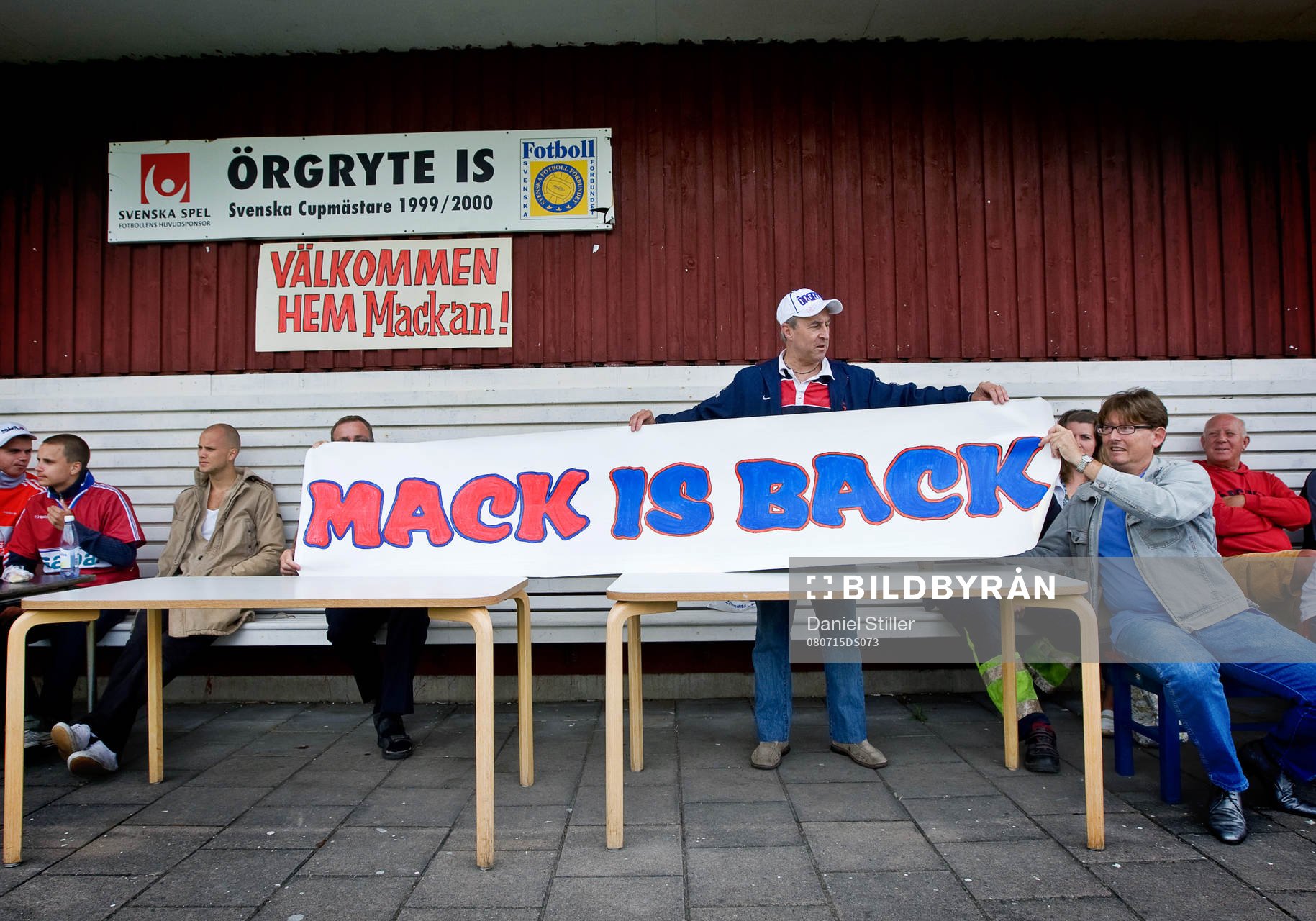 Marcus Allbäck gör sin första träning med Öis på