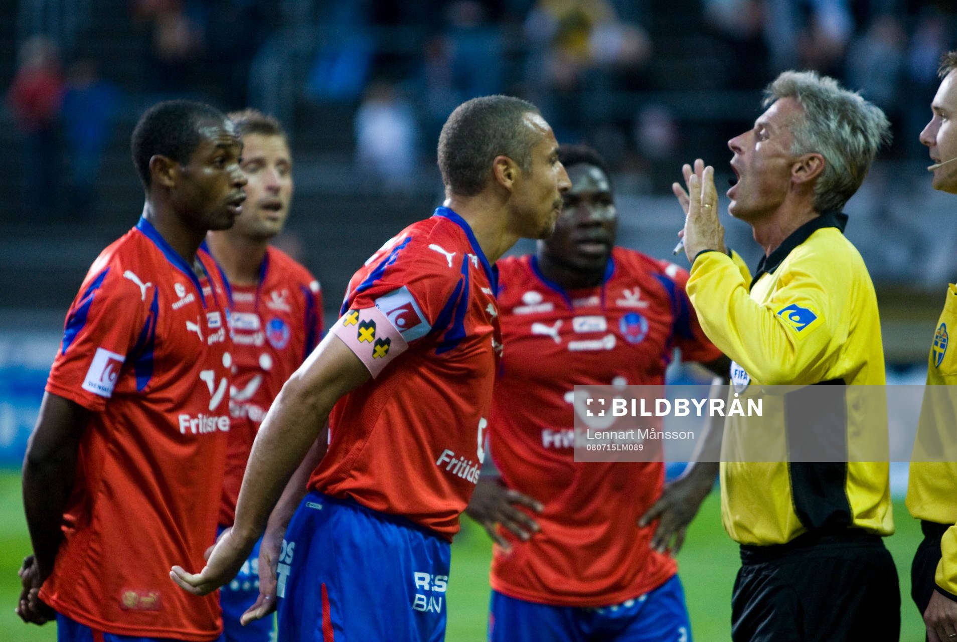 2-2, bortdömt för offside, men först dömde domare Peter