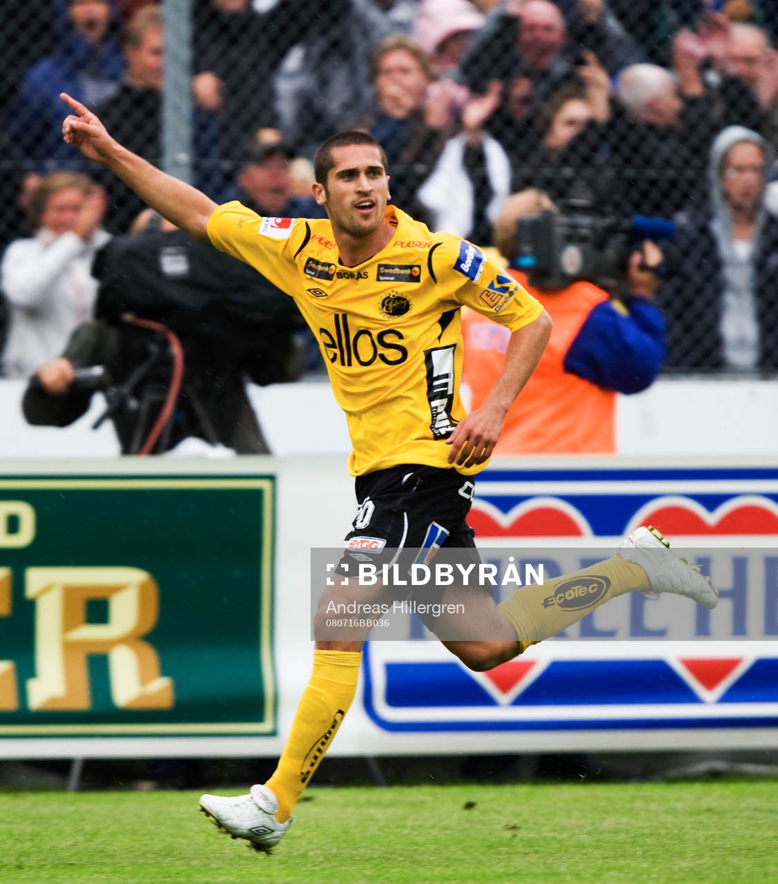 Emir Bajrami gör 0-1, jubel