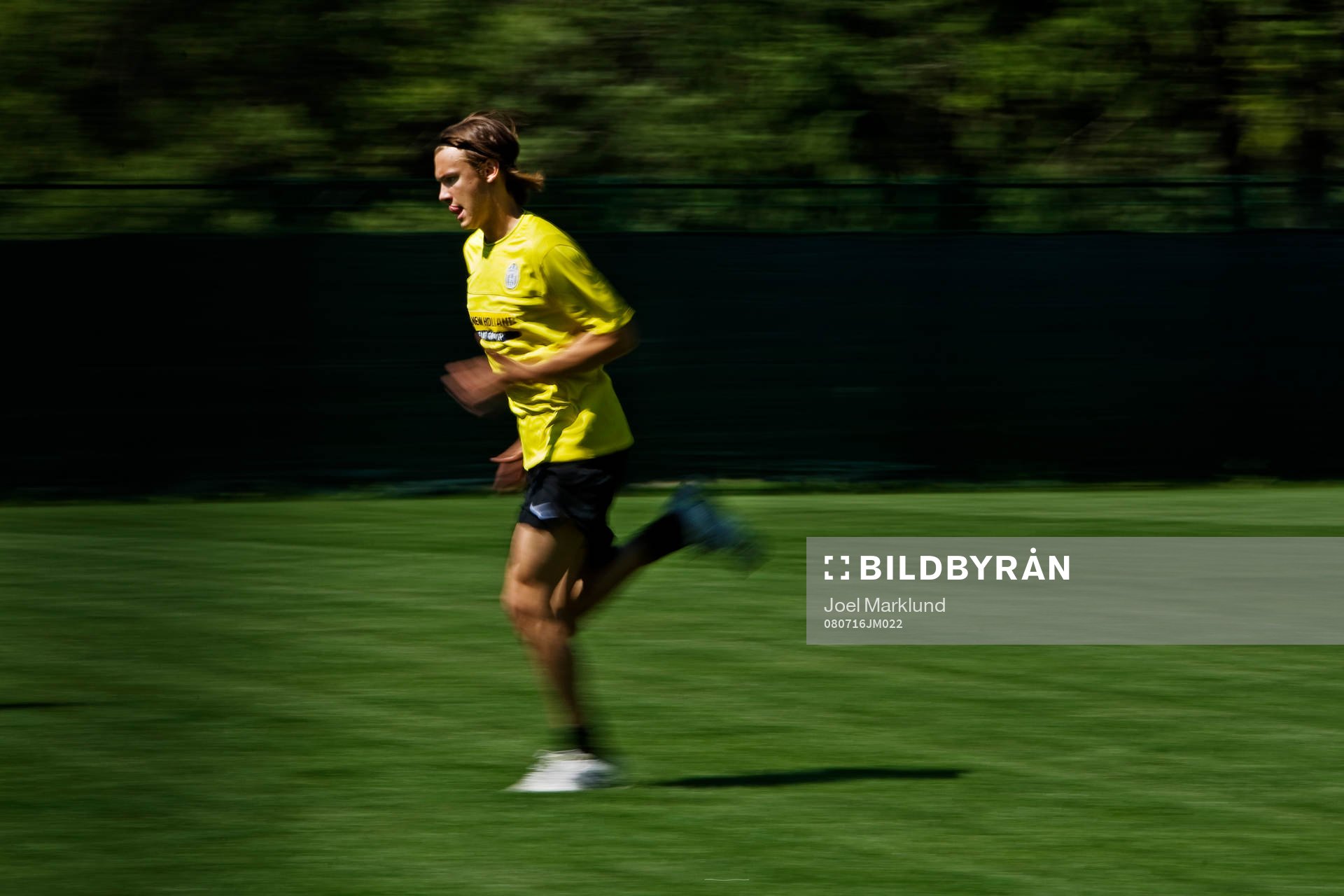 Albin Ekdal joggar
