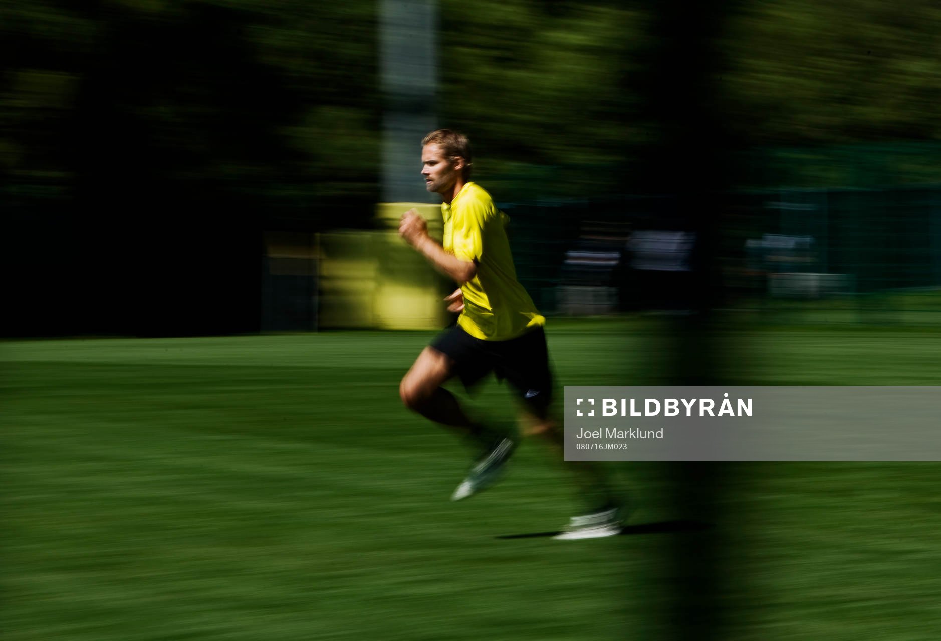 Olof Mellberg joggar