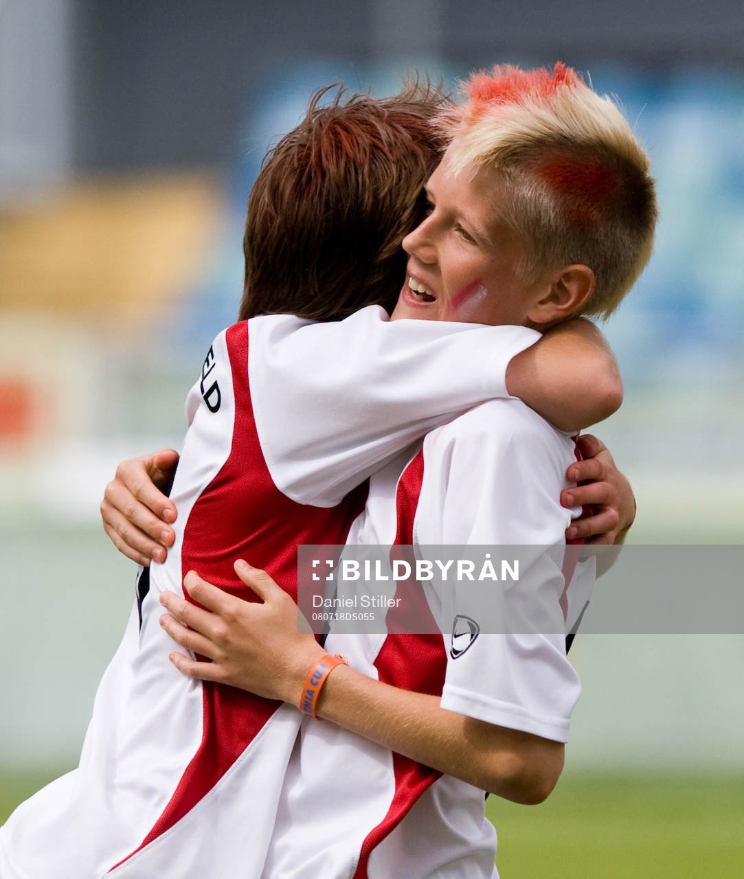 Finaler, kram, jubel, färgat hår, frisyr