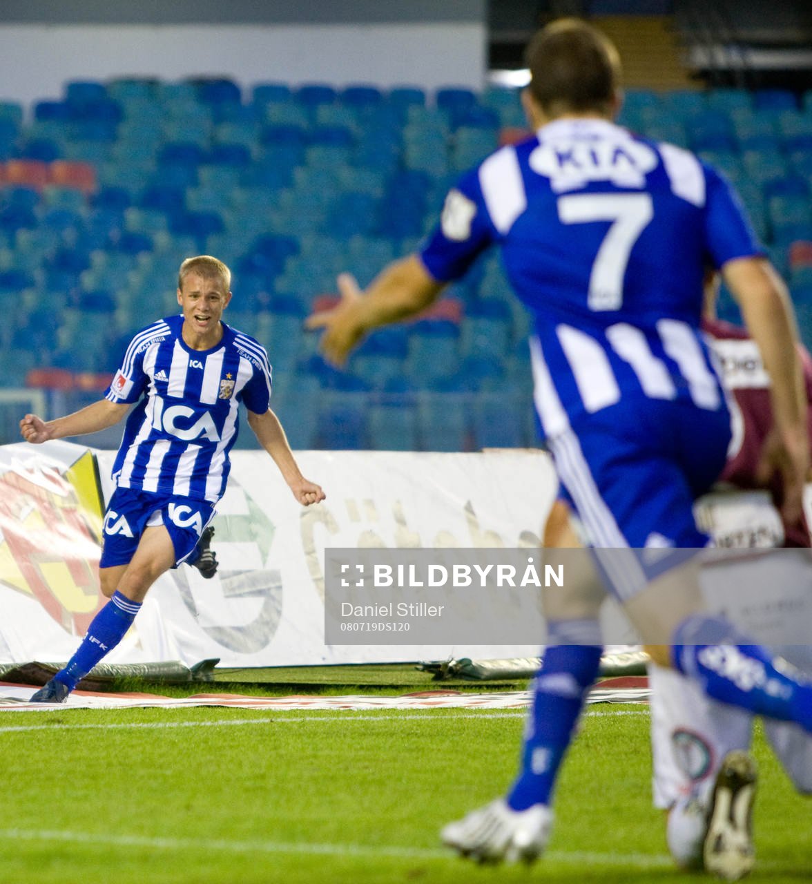 Robin Söder gör 1-0 till Göteborg. Jubel