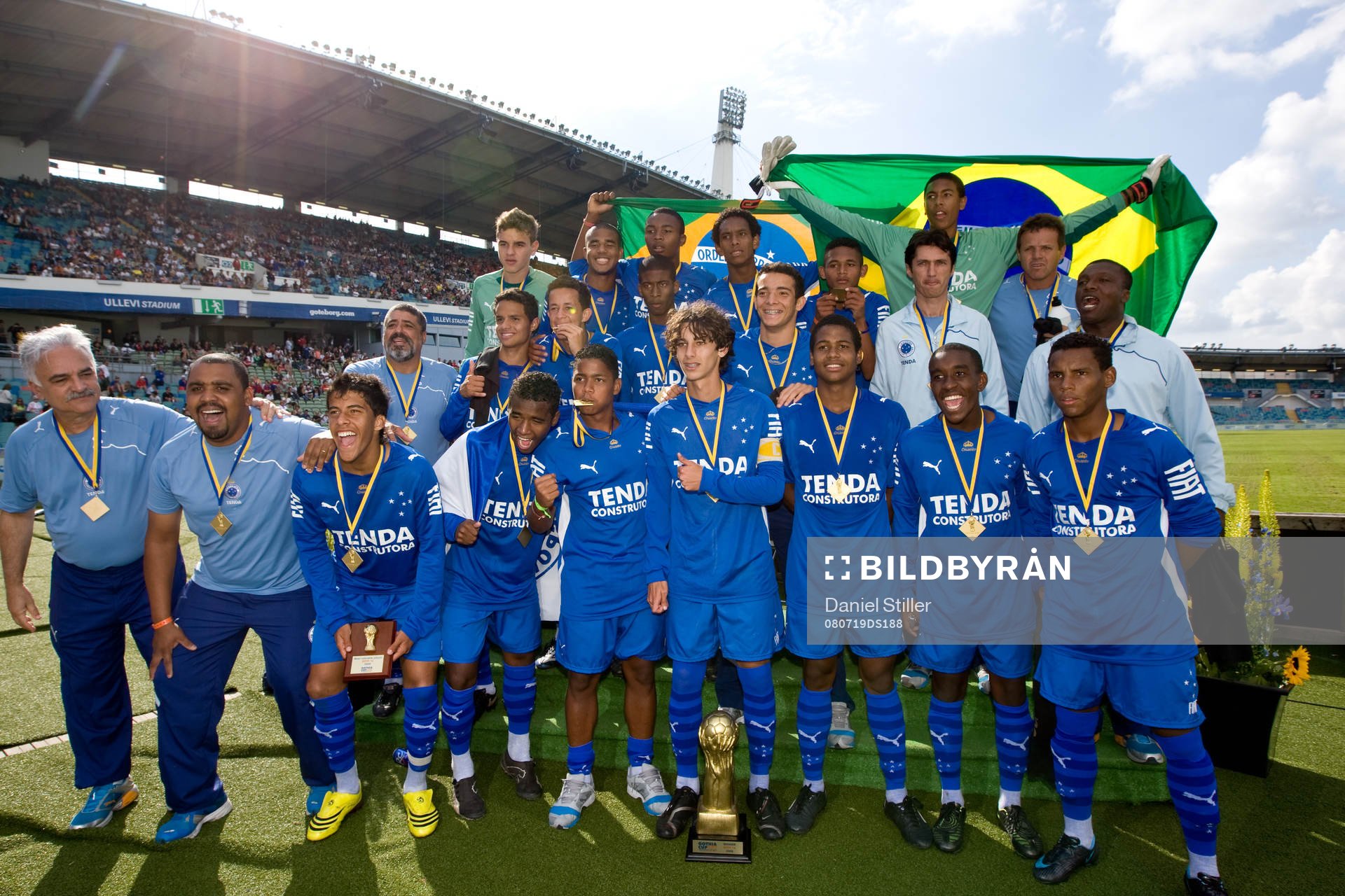 P16, Cruzeiro EC - Karlslunds IF: Jubel, Cruzeiro vinnare,