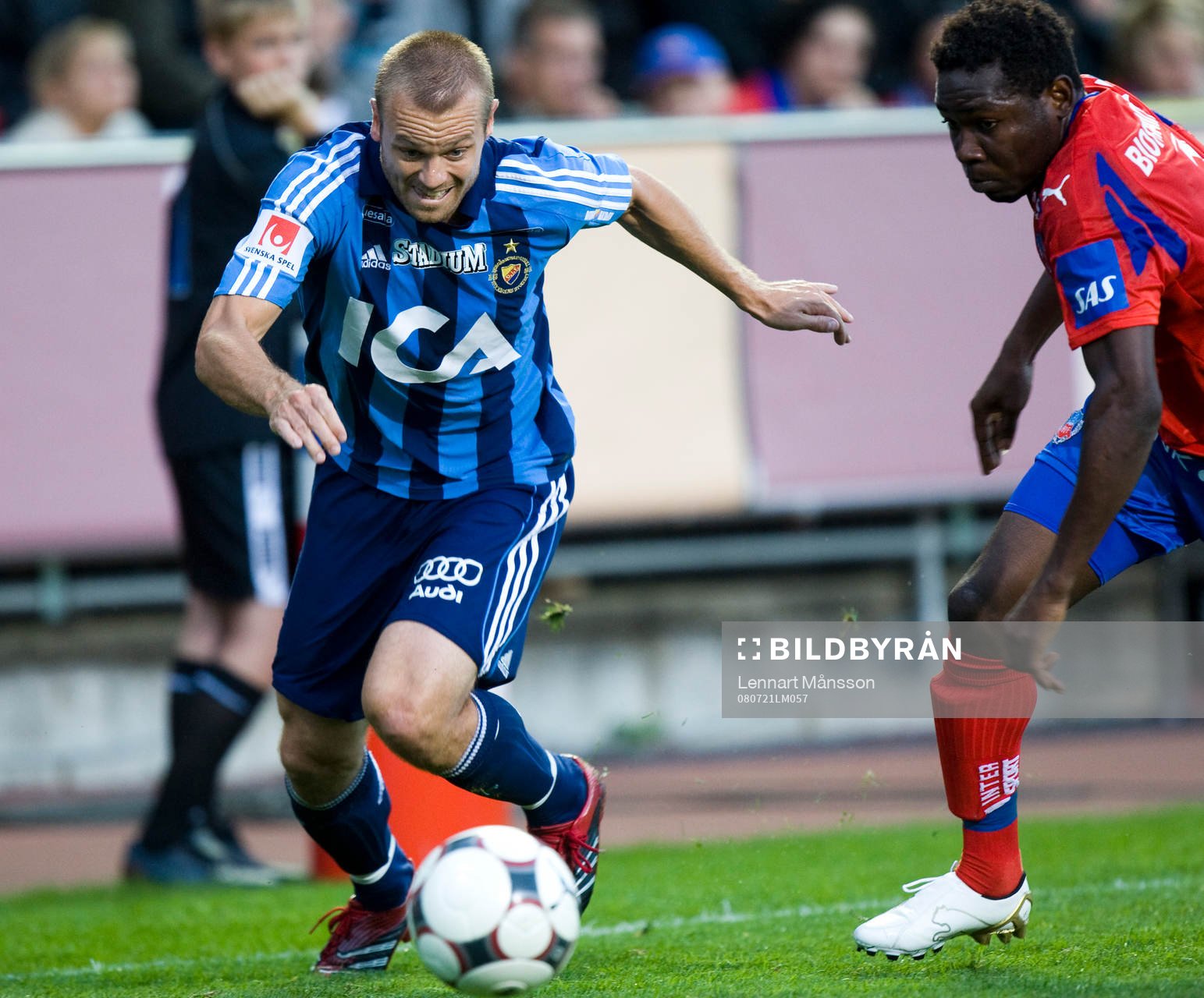  Mattias Jonson och Adama Tamboura.