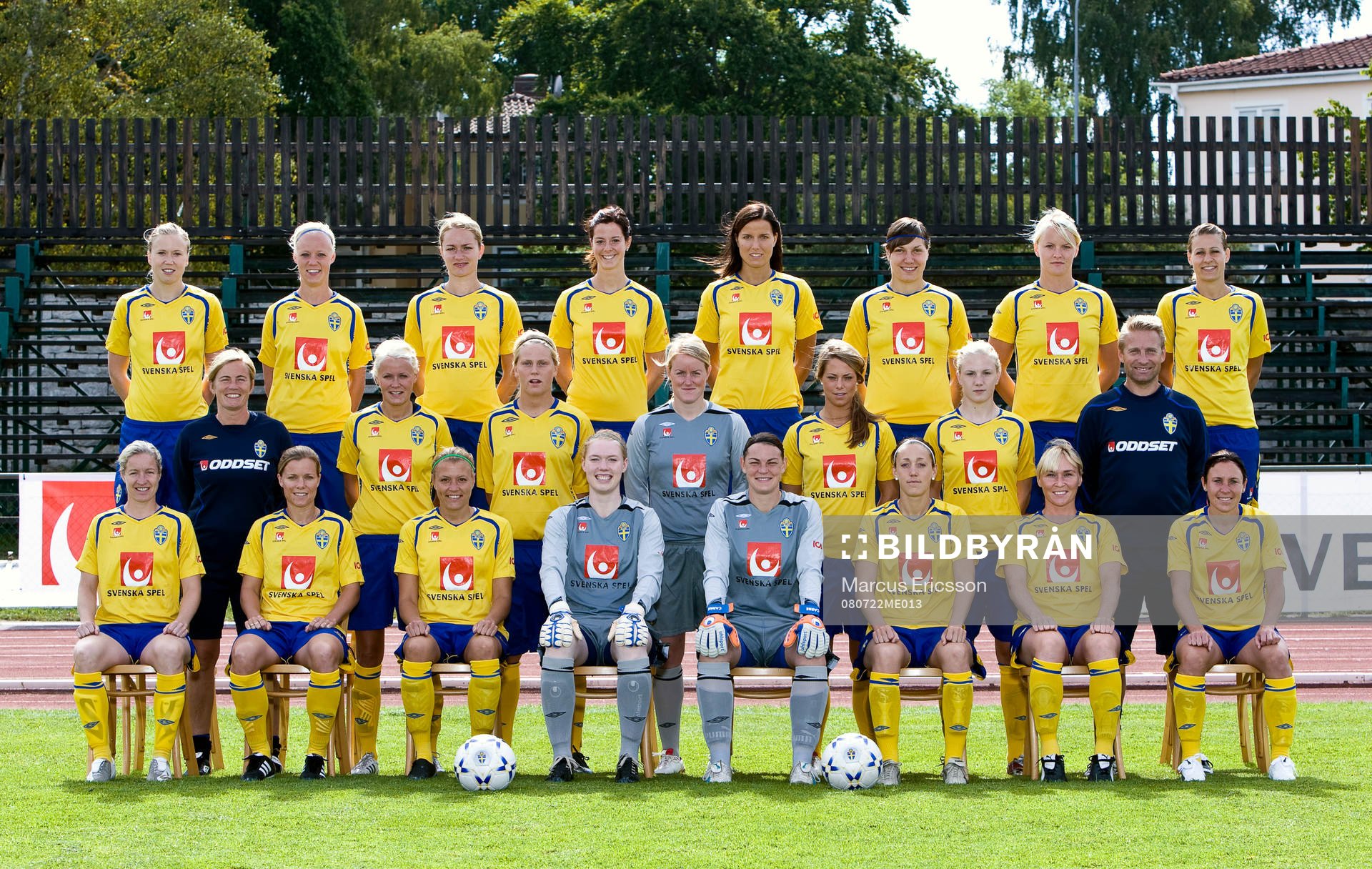Bakre raden frv, Sara Larsson, Caroline Seger, Stina