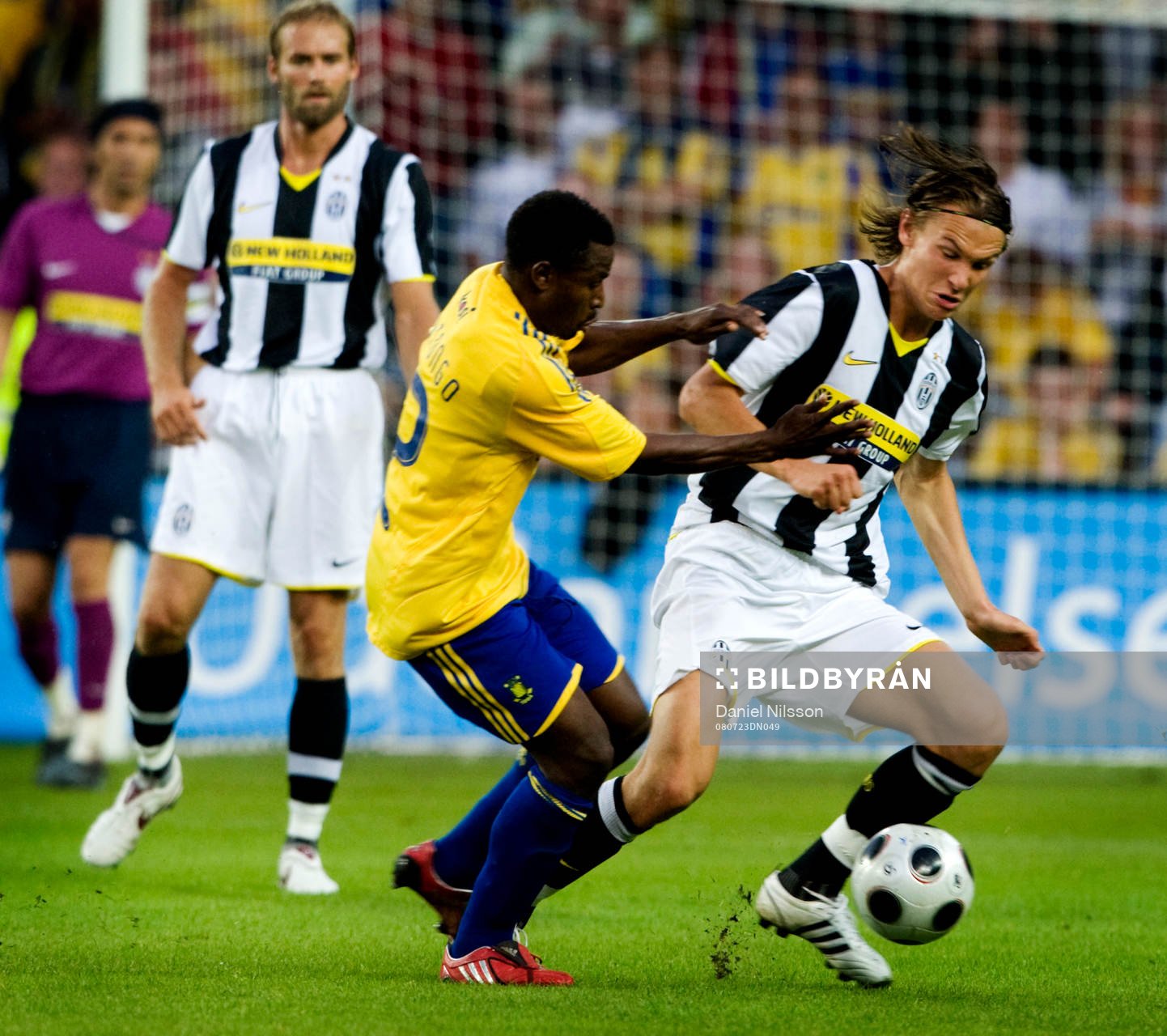 Albin Ekdal, Juventus med bollen, Olof Mellberg i bakgrunden