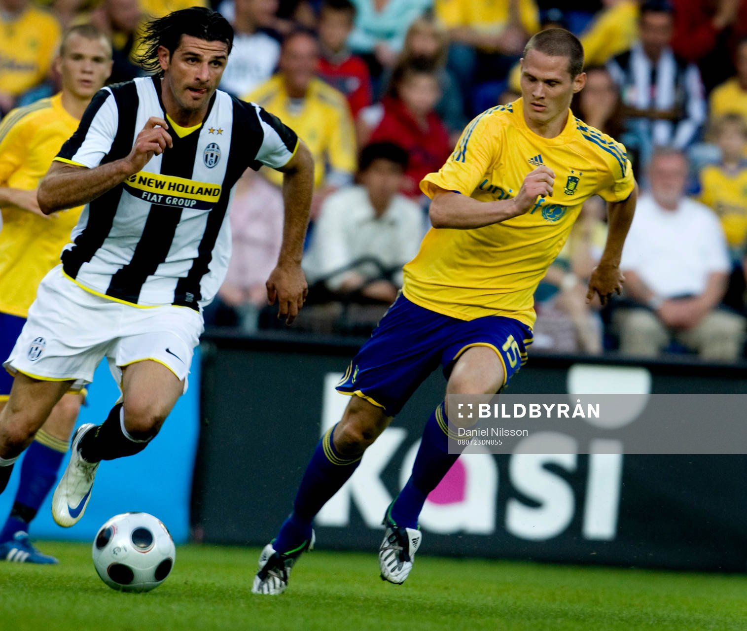  Vincenzo Iaquinta, Juventus och Jon Jönsson, Bröndby.