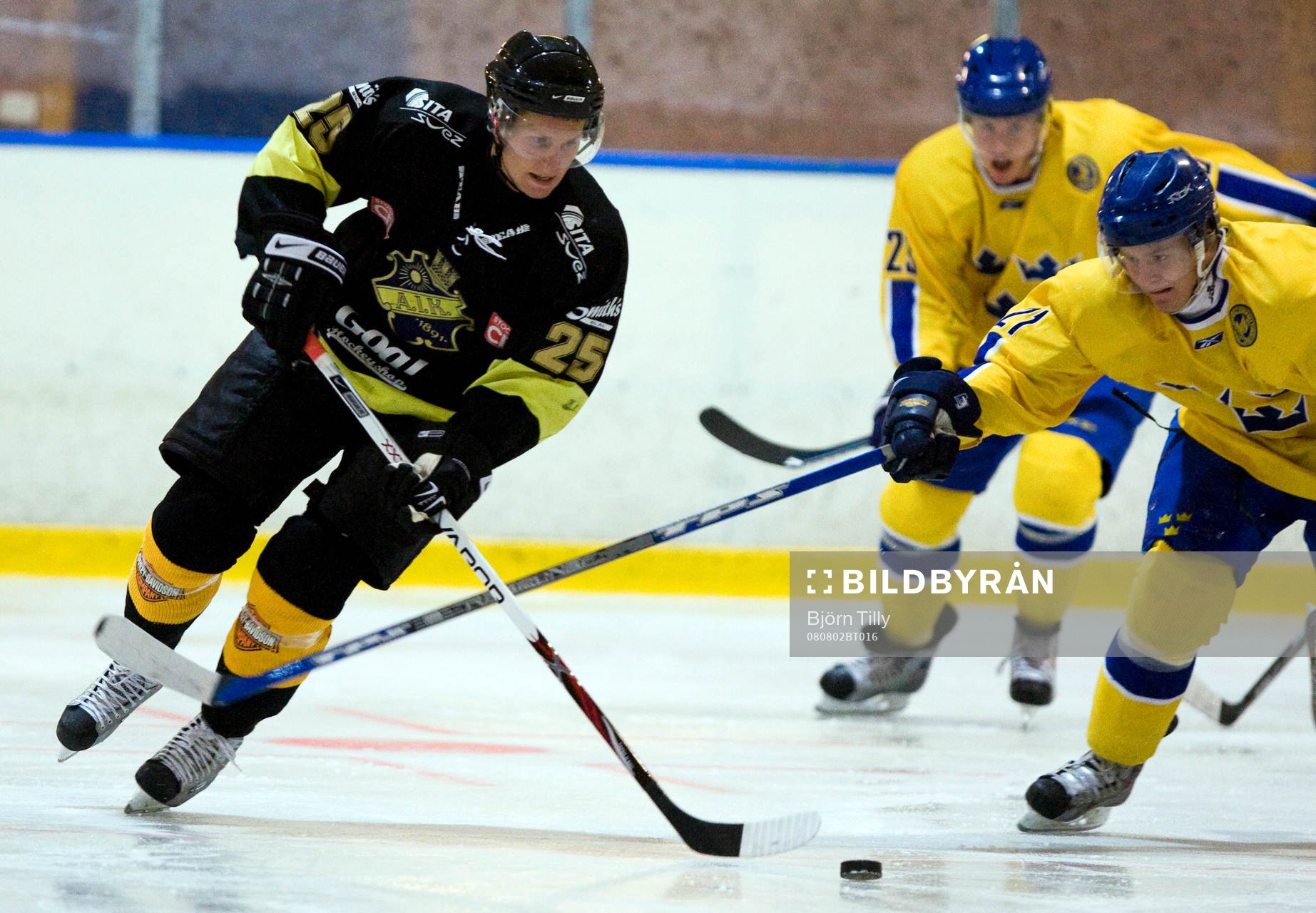 Johan Adolfsson, AIK och Niklas Lasu, Sverige
