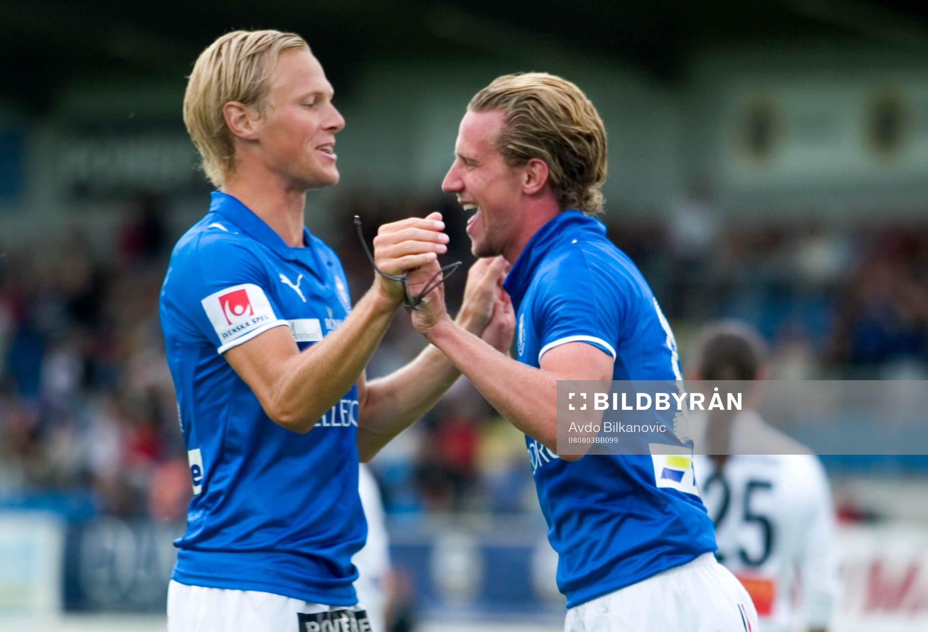 Magnus Andersson, gratulerar Tommie Persson, jubel,