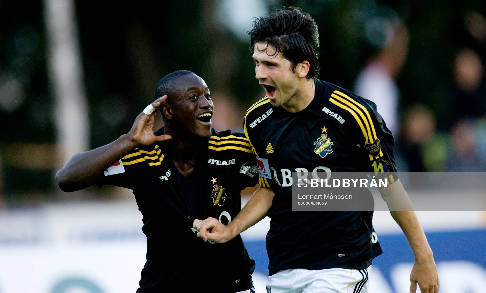 Jubel. Saihou Jagne, AIK och Bojan Djordjic, AIK