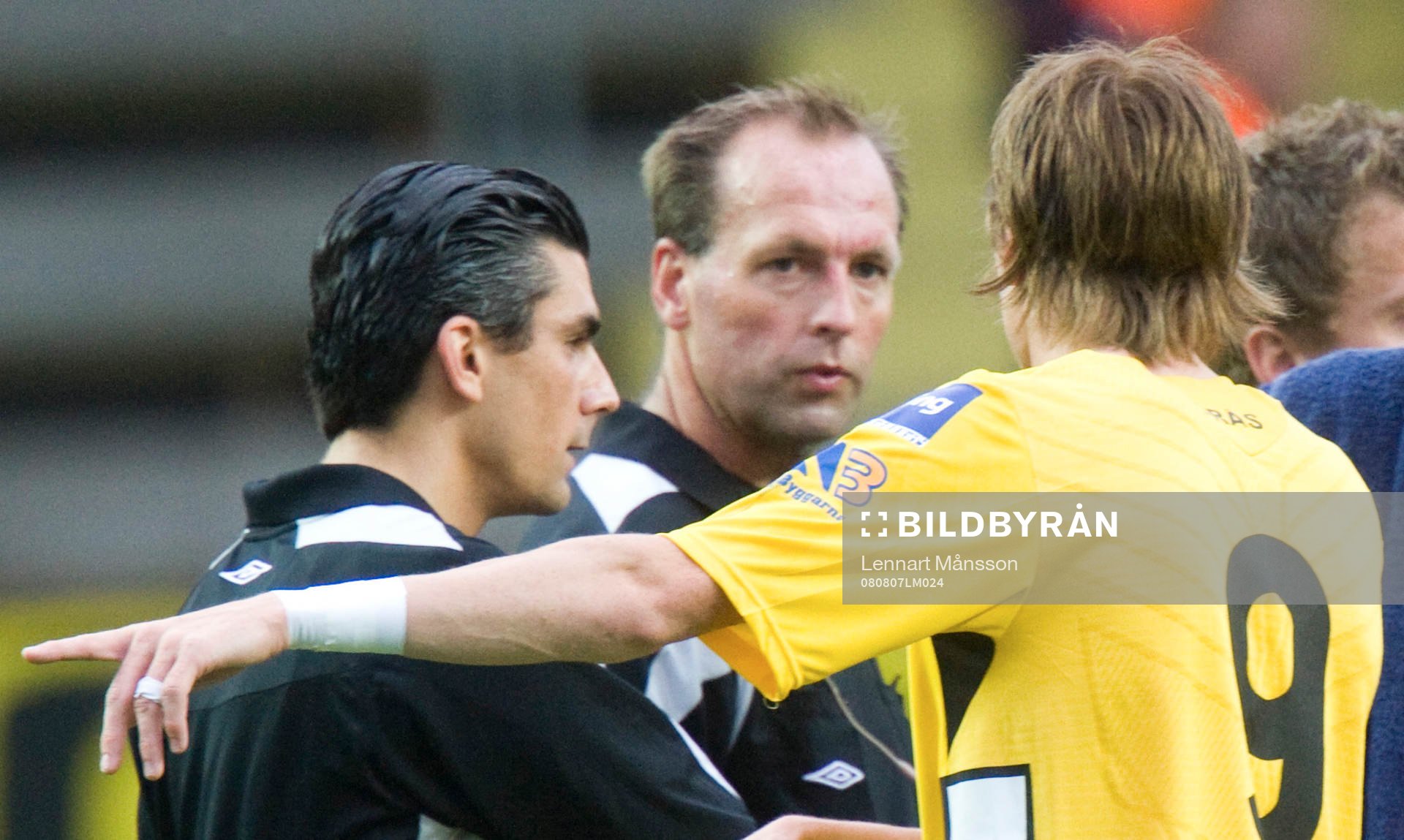 Lasse Nilssons nick var klart inne och här klagar han hos