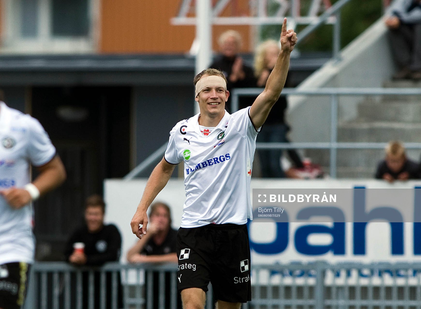 Kim Olsen, Örebro, jubel
