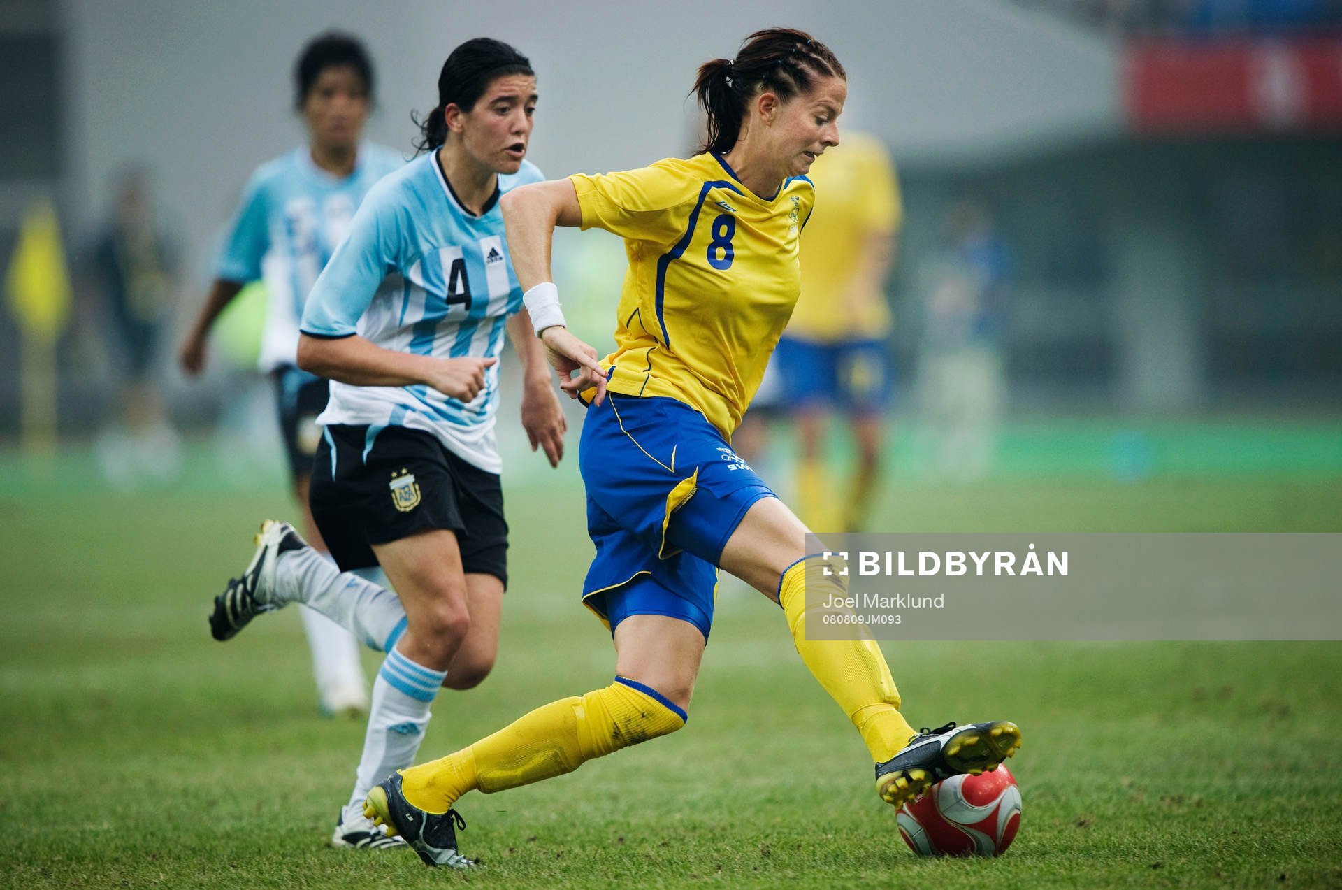 Lotta Schelin, Sverige, har Florencia Mandrile, Argentina,