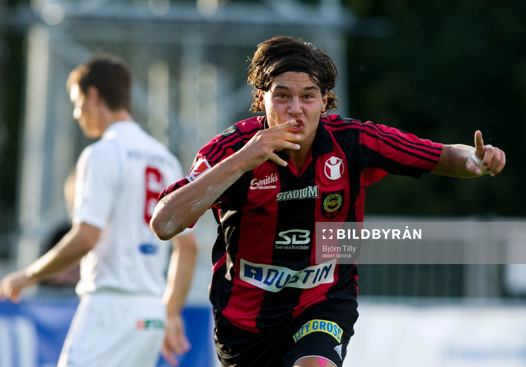 Miiko Albornoz, Brommapojkarna, jubel