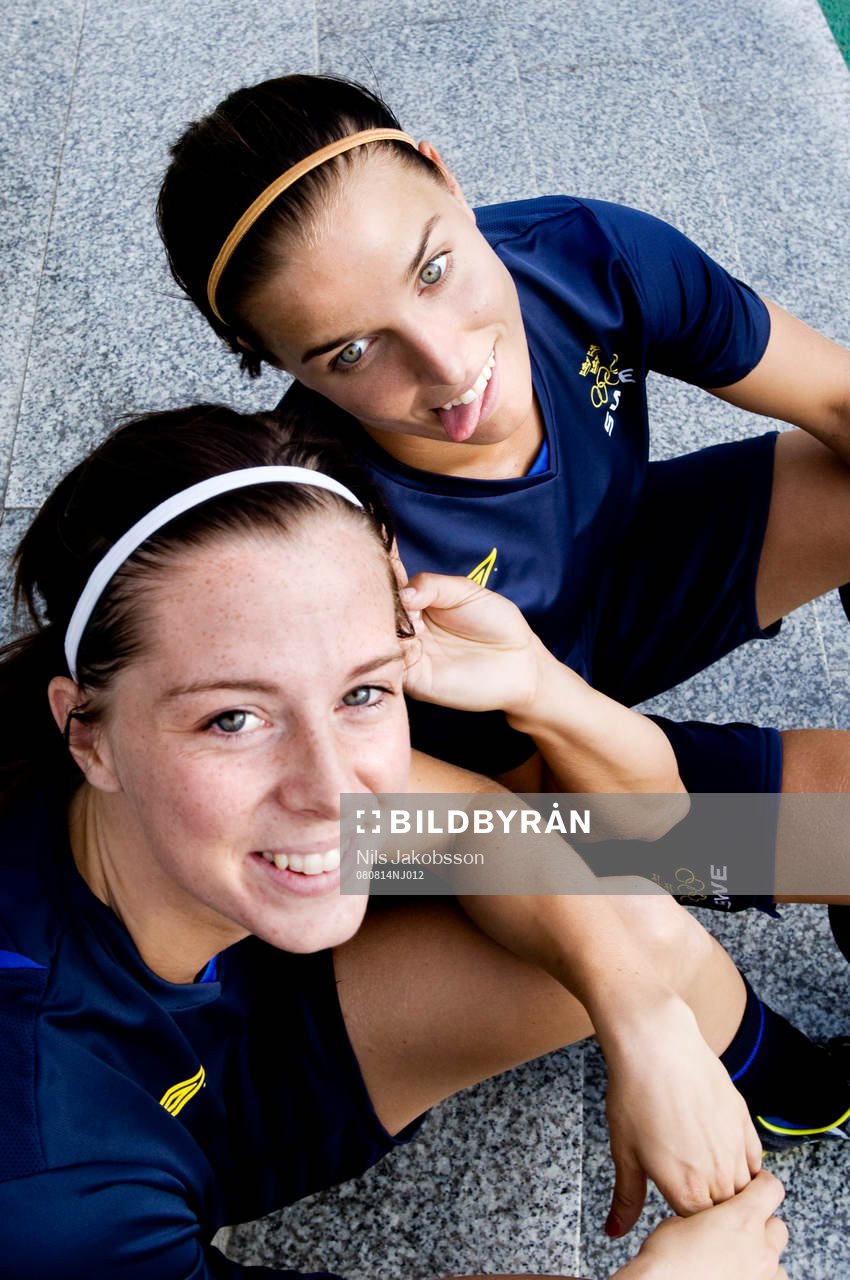 Jessica Landström och anfallskollegan Lotta Schelin