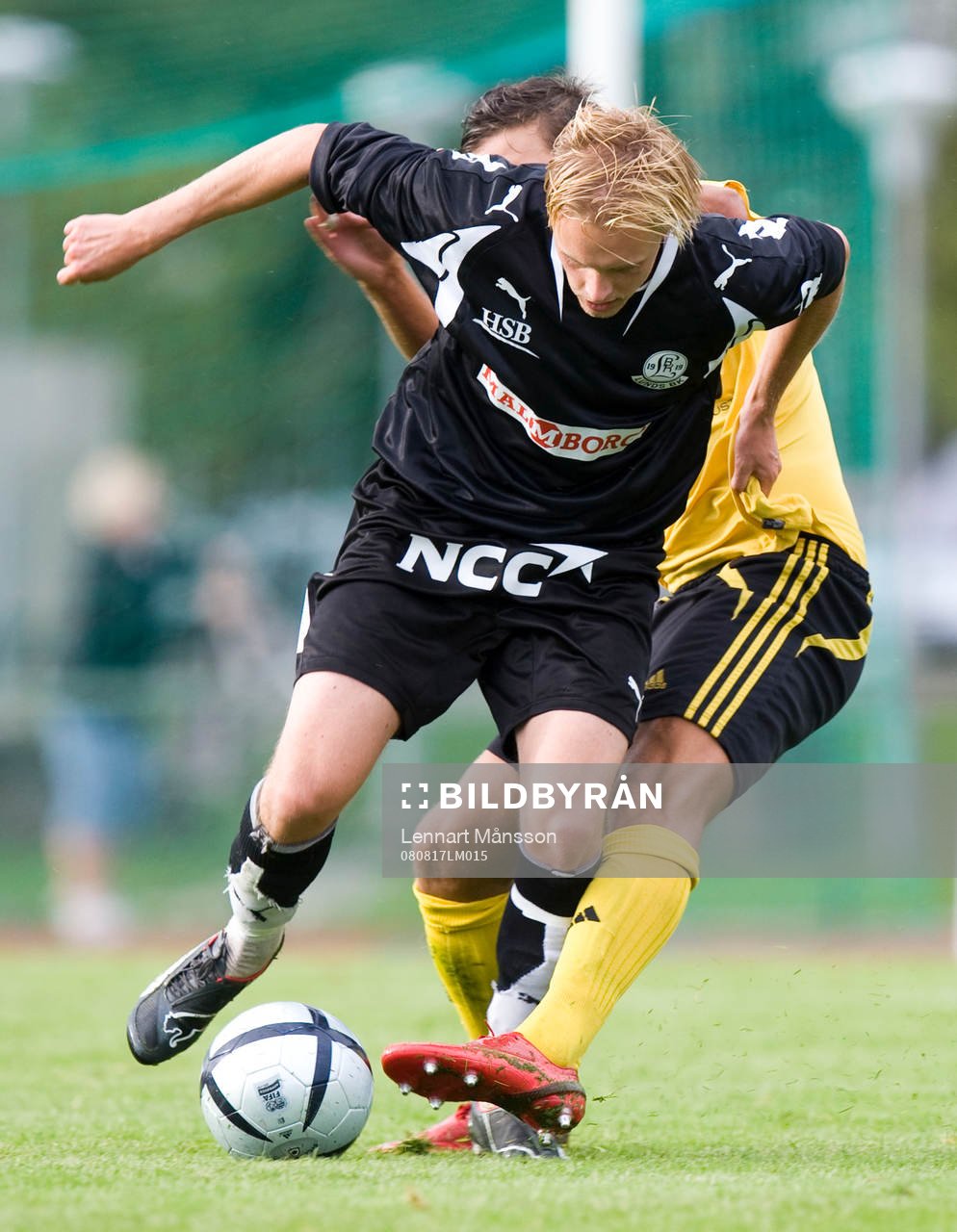 Brytning, närkamp, en Lunda-spelare stoppas