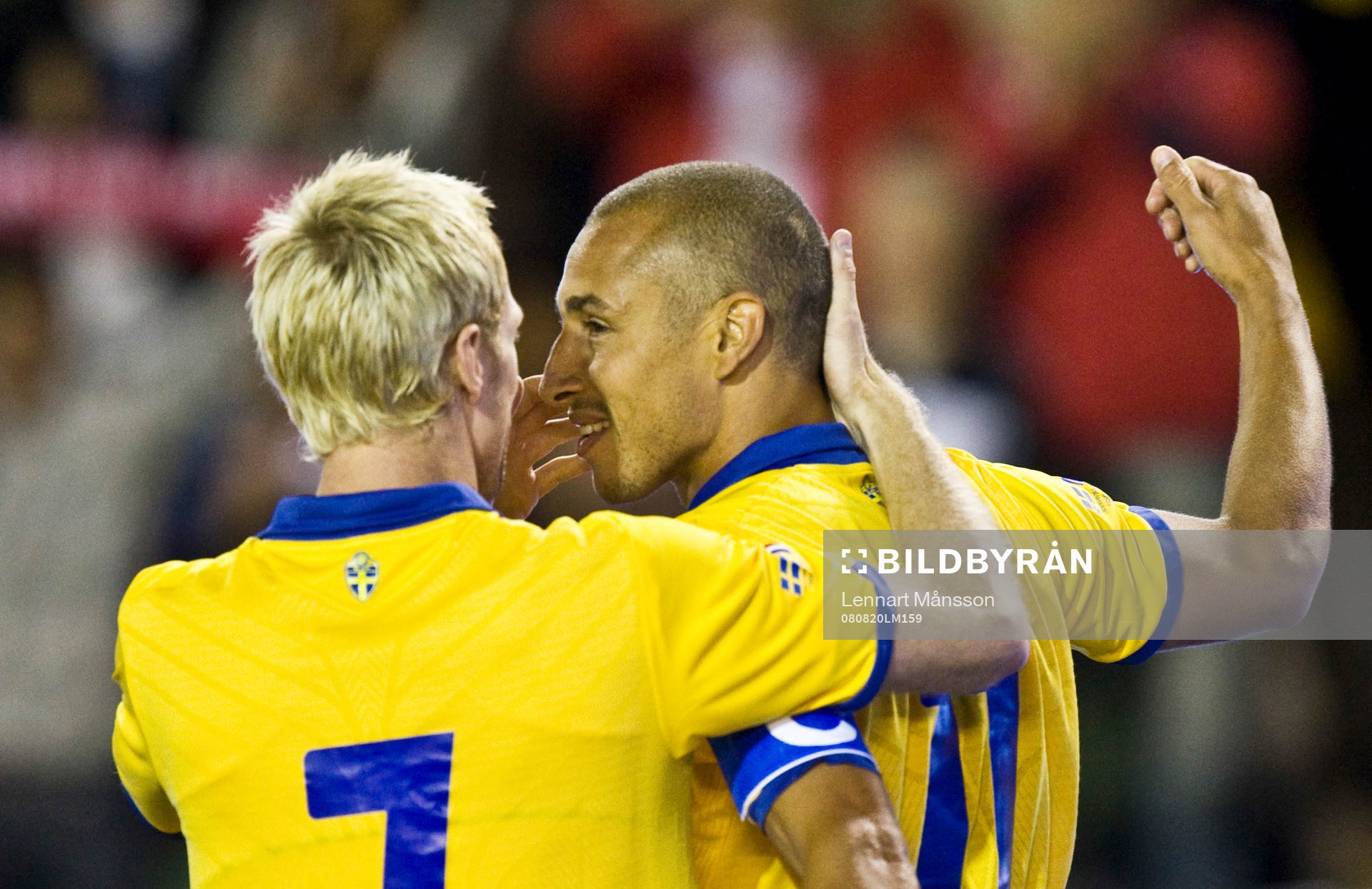 Christian Wilhelmsson och Henrik Larsson, jubel