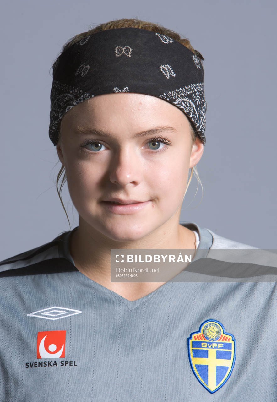 Hilda Carlén, Målvakt