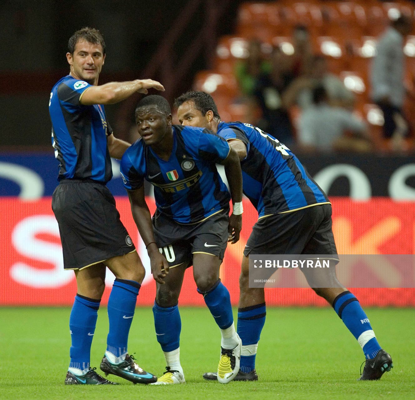  MUNTARI, jubel.