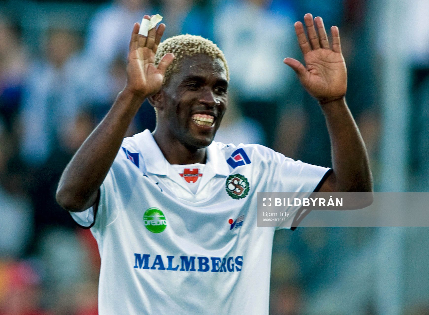  Eric Magloire Bassombeng, Örebro, jubel.