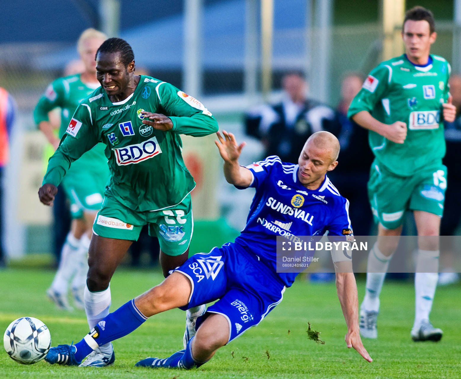 Stefan Ålander, Sundsvall. Pascal Kondaponi, Ljungskile