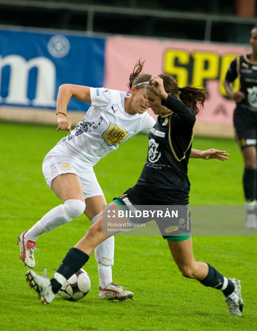 Therese Sjögran och Madeleine Tegström