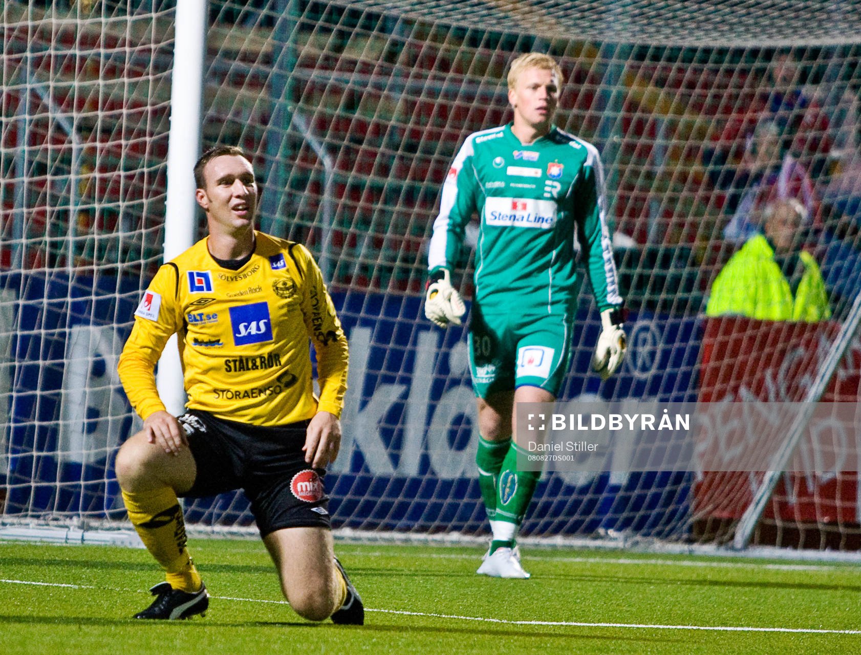 Niklas Skoog, Mjällby. Peter Abrahamsson, målvakt Örgryte