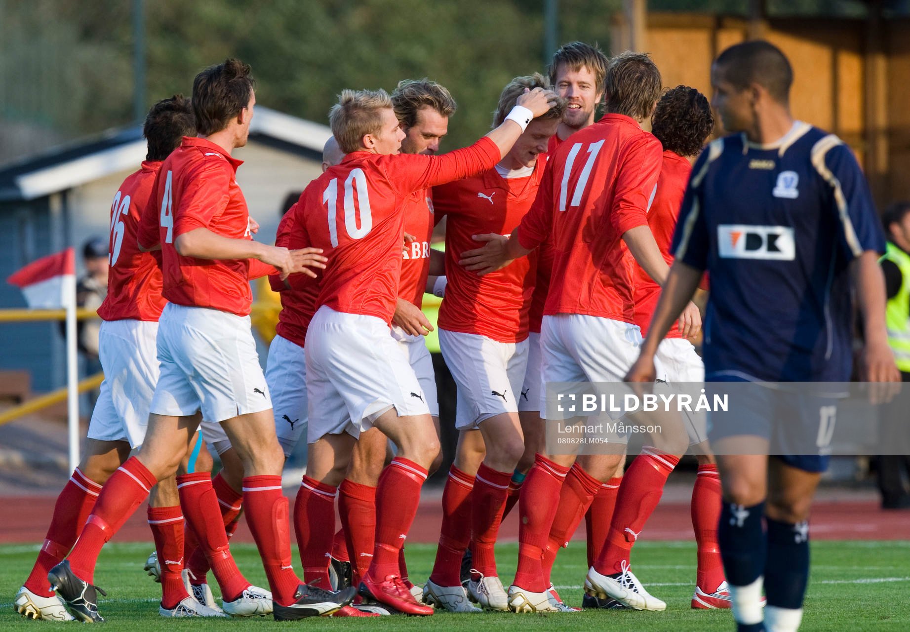 1-0, hela Kalmar jublar. Jubel