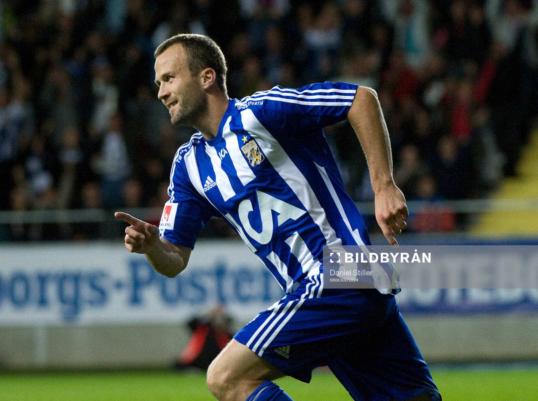 Hjalmar Jonsson gör 1-0 till IFK Göteborg. Jubel
