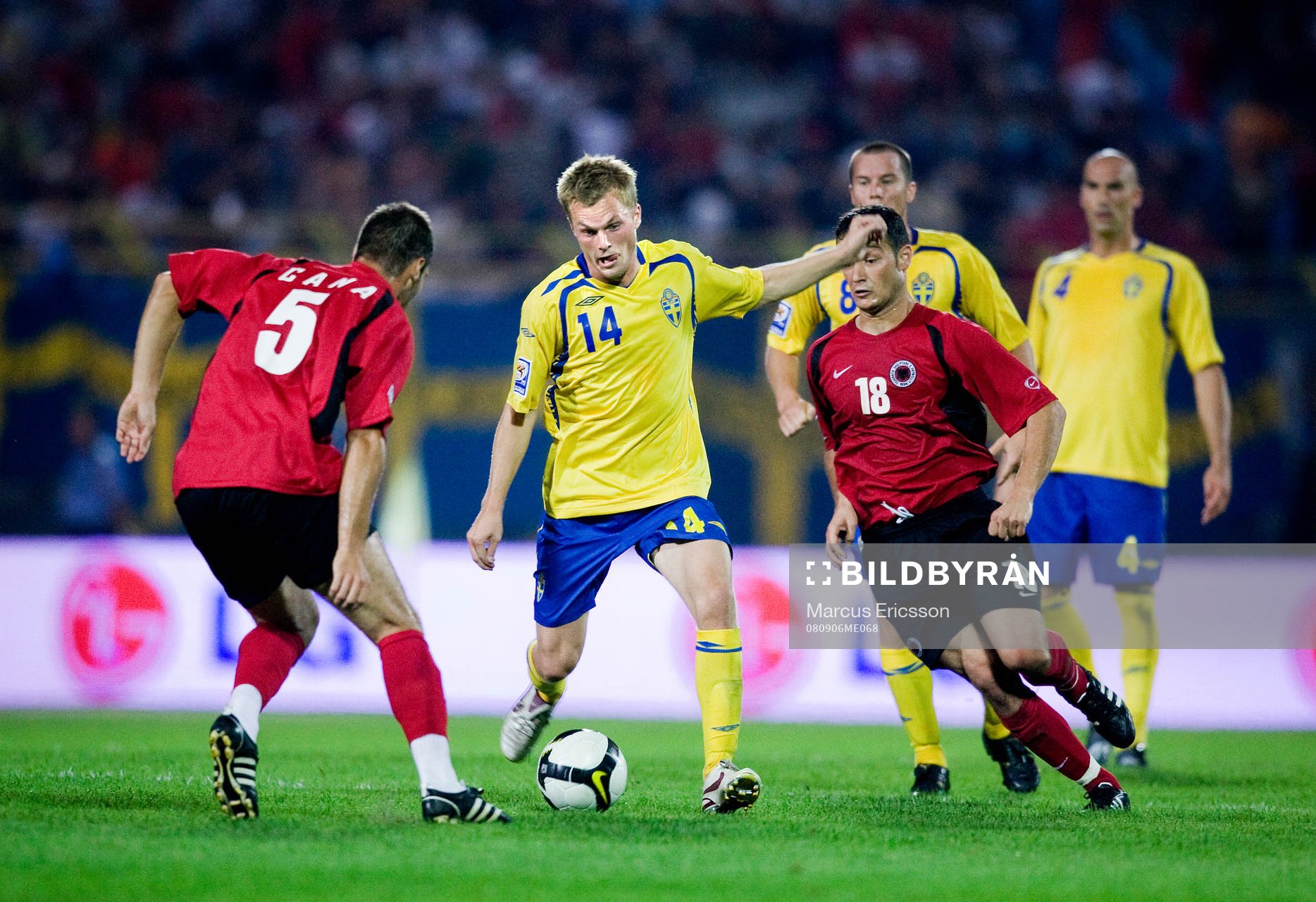 Sebastian Larsson, Sverige