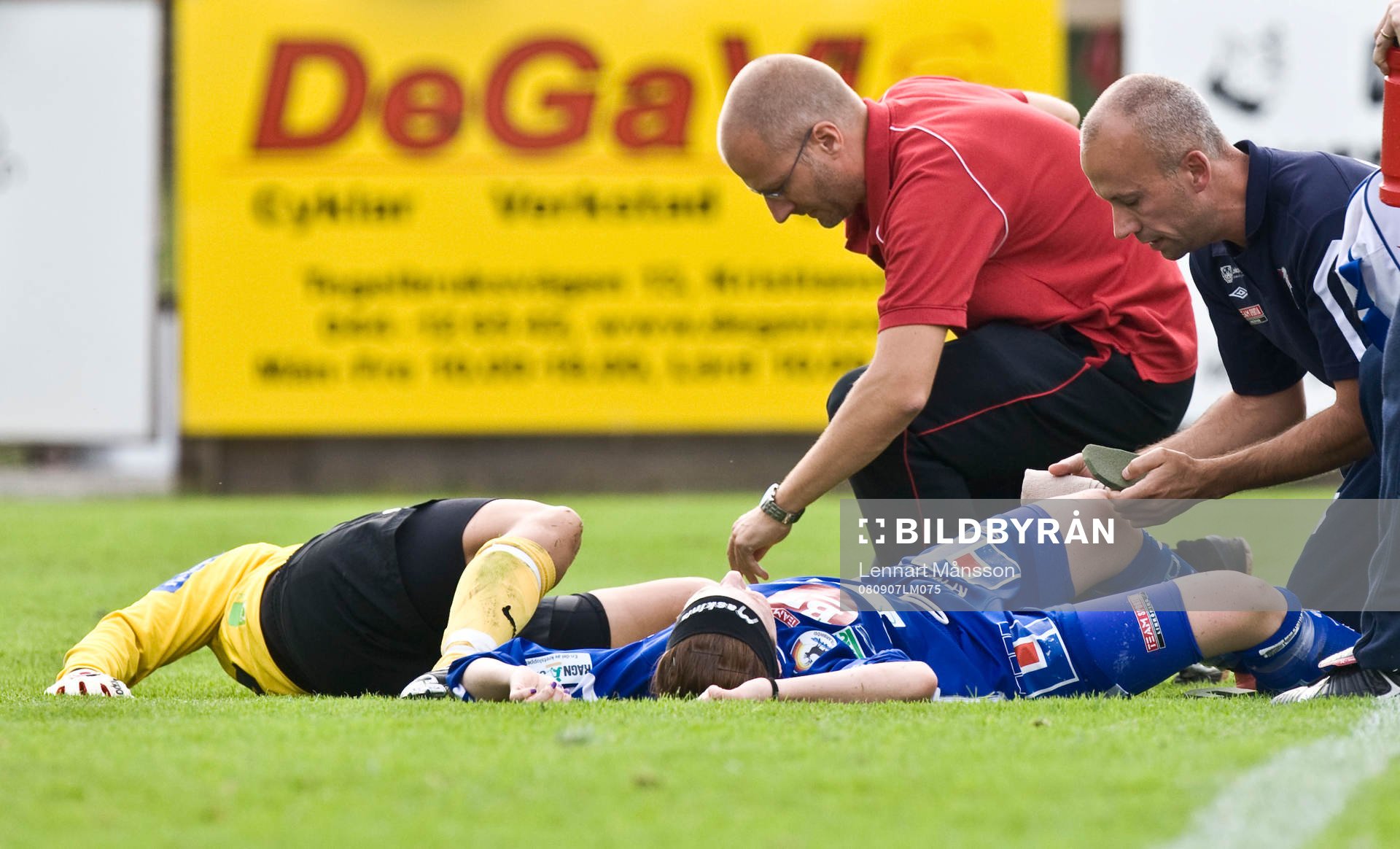  Skada, tackling, läkare.