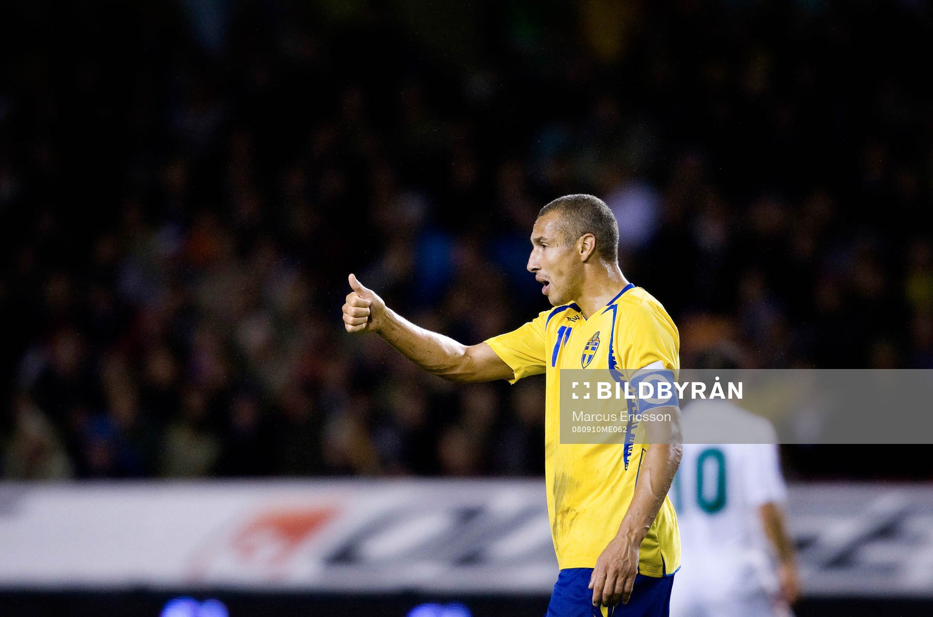 Henrik Larsson ger tummen upp