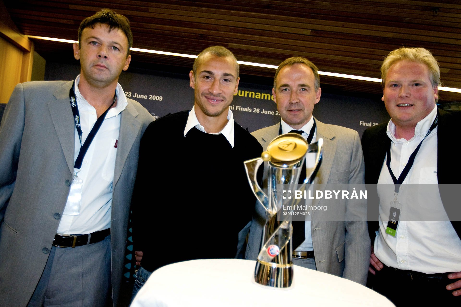 Henrik Larsson och Jörgen Lennartsson med Keld